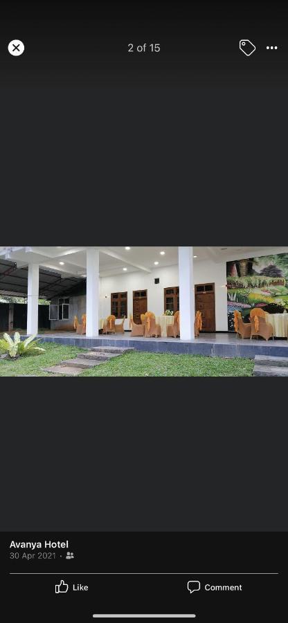 Avanya Hotel And Reception Hall Angunakolapelessa Exteriér fotografie